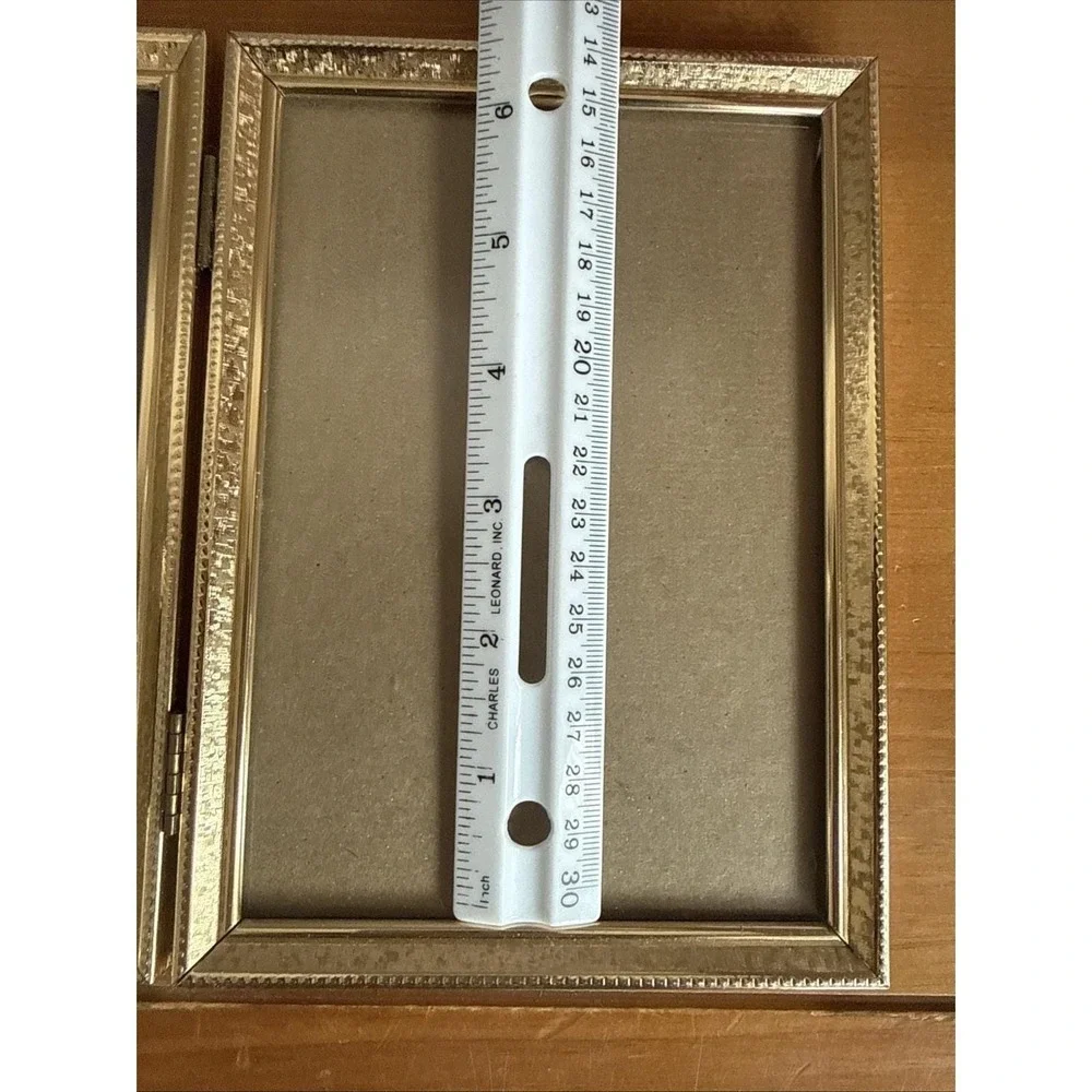 VINTAGE MCM GOLD BRASS HINGED STANDING FOLDING PICTURE FRAMES 5 X 7 PHOTOS